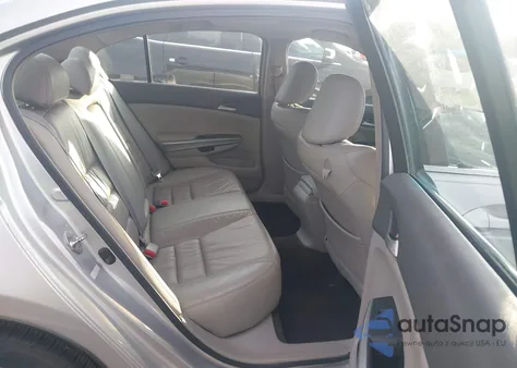 2008 Honda Accord Sdn 2.4 Ex-L/Ex-L z USA, uszkodzony, nr VIN 1HGCP25818A070696